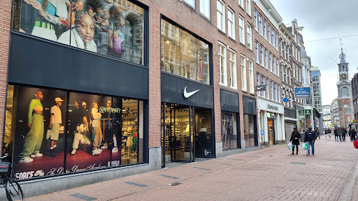 Stores to buy baby shoes Amsterdam