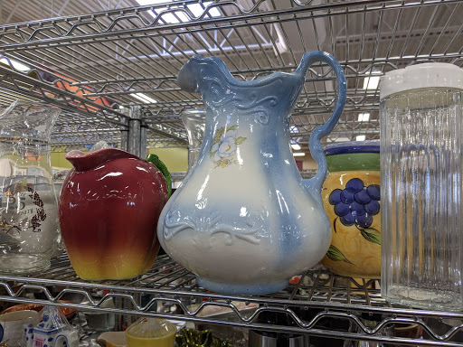 Non-Profit Organization «Goodwill Store & Donation Center», reviews and photos, 481 West Countryside Parkway, Yorkville, IL 60560, USA