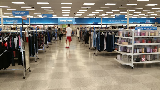 Clothing Store «Ross Dress for Less», reviews and photos, 10140 W McDowell Rd, Avondale, AZ 85392, USA