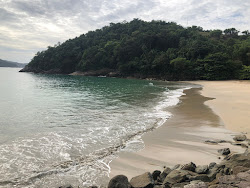 Photo de Sobrado Beach entouré de montagnes
