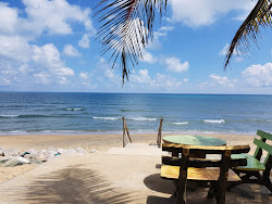 Foto de Marang Beach com linha costeira longa e reta
