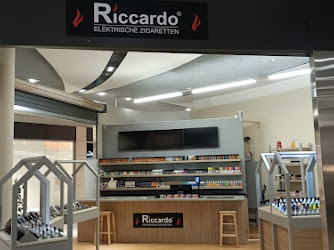 Riccardo E-Cigarette Store