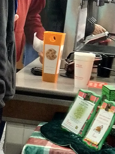 Fast Food Restaurant «Chick-fil-A», reviews and photos, 160 Easton Rd, Warrington, PA 18976, USA