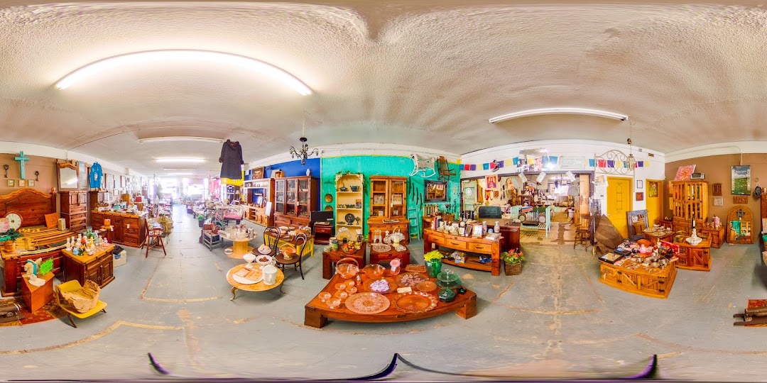 The Vintage Furniture