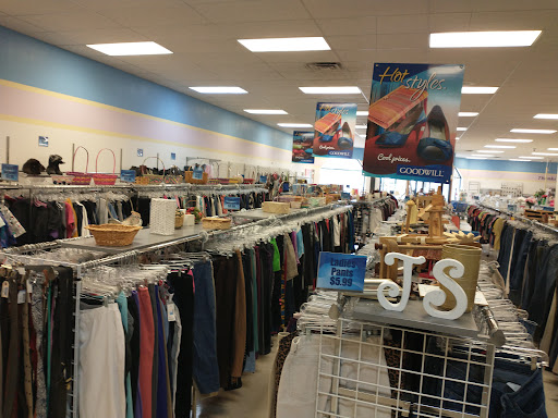Thrift Store «Butte Goodwill Store», reviews and photos