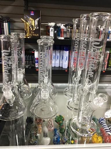 Vaporizer Store «The Discounted Shop- Hygeia Vape & Smoke Shop», reviews and photos, 1876 Pacific Coast Hwy, Lomita, CA 90717, USA