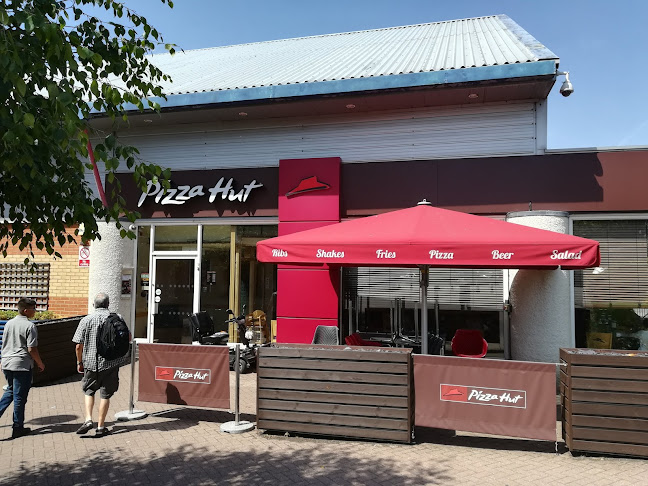 Comments and reviews of Pizza Hut Restaurants