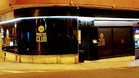 Photus Strip Club