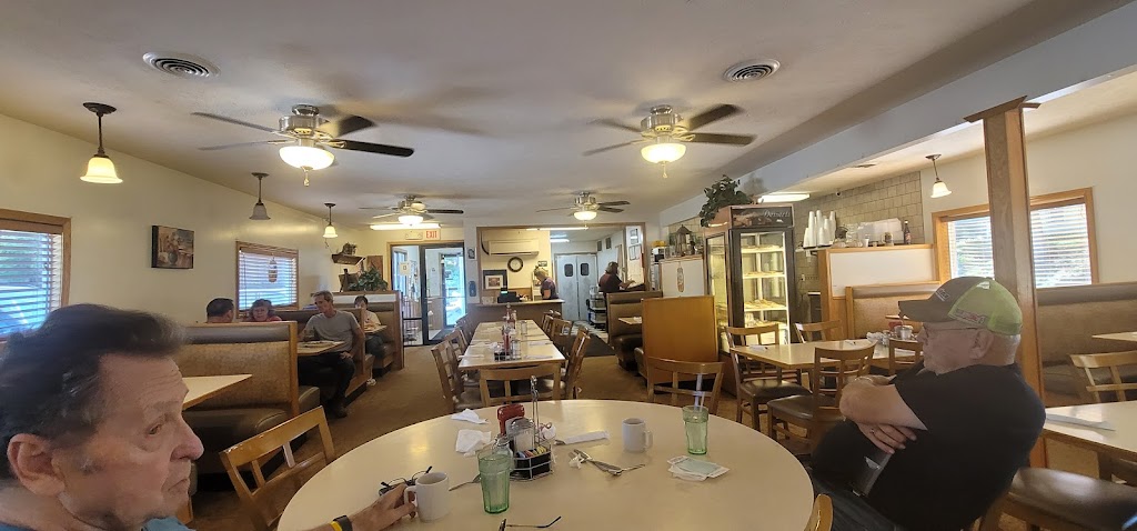 Crossroads Family Restaurant 47918