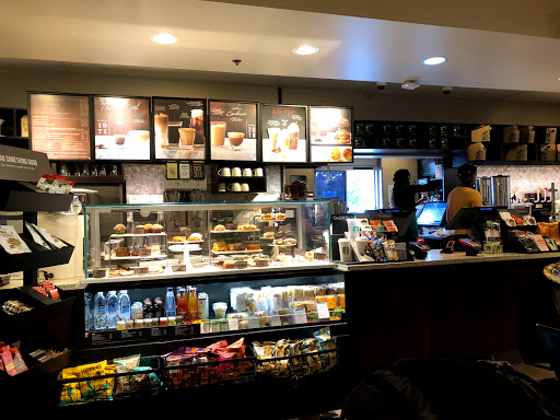 Coffee Shop «Starbucks», reviews and photos, 2751 N Mayfair Rd A, Wauwatosa, WI 53222, USA