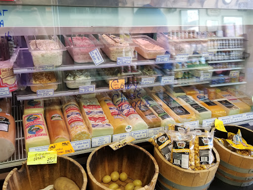 Butcher Shop «Holly Hill Farms Meat Shoppe», reviews and photos, 7127 E Main St, Reynoldsburg, OH 43068, USA