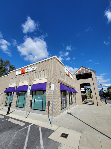 Print Shop «FedEx Office Print & Ship Center», reviews and photos, 4417 Hartwick Rd, College Park, MD 20740, USA
