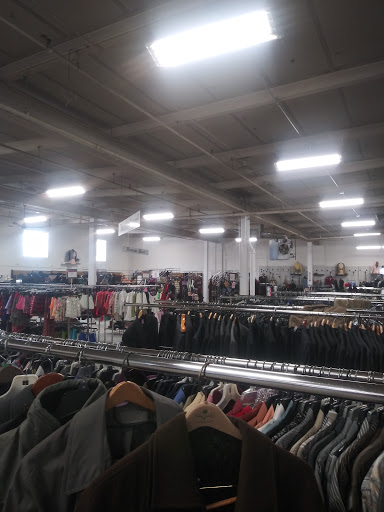 Thrift Store «The Salvation Army Family Store & Donation Center», reviews and photos