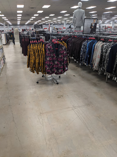 Clothing Store «K&G Fashion Superstore», reviews and photos, 7786 Riverdale Rd, New Carrollton, MD 20784, USA