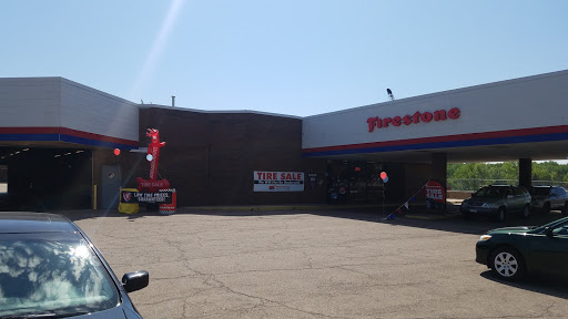 Tire Shop «Firestone Complete Auto Care», reviews and photos, 12425 Wayzata Blvd, Minnetonka, MN 55305, USA