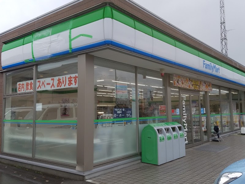 ファミリーマート 富山八尾福島店