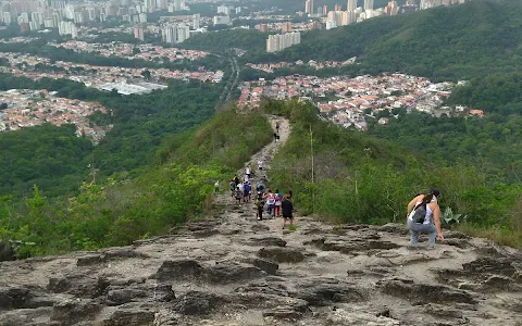 Entrada al Cerro El Casupo image