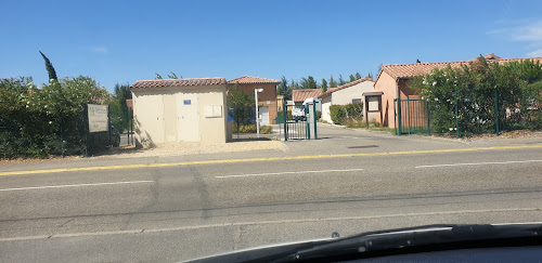 Centre d'accueil pour sans-abris Adapei de la Drôme Foyer d'Hébergement Le Village Pierrelatte