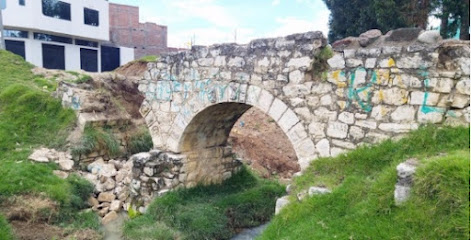 Antiguo Puente de Piedra