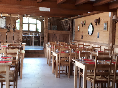 Restaurant Le Sapey à Les Deserts