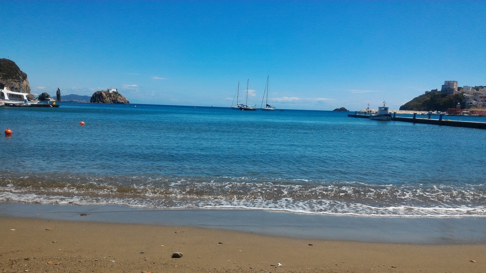 Foto di Spiaggia Giancos - luogo popolare tra gli intenditori del relax