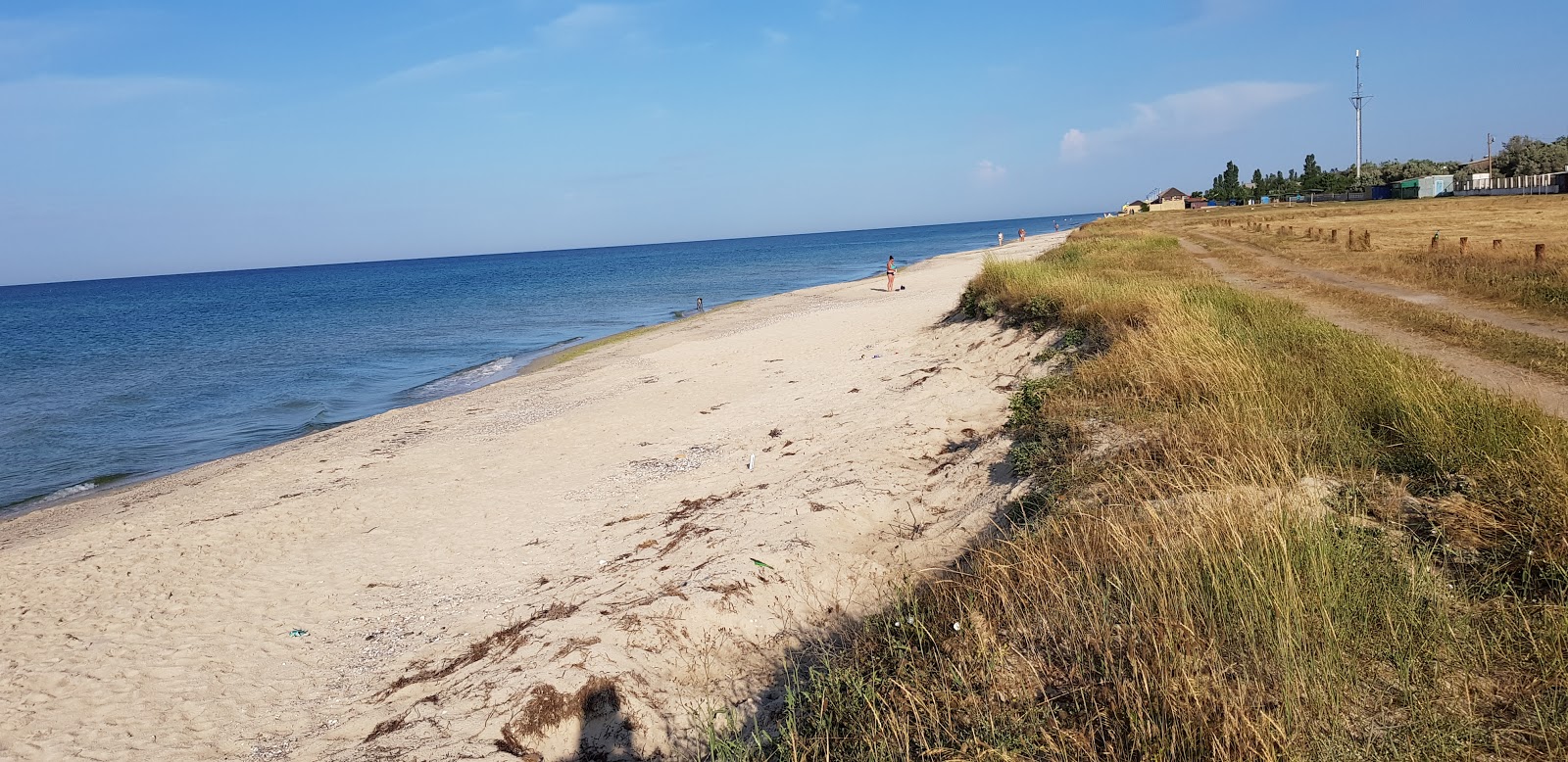 Primorskoye Plyazh'in fotoğrafı ve yerleşim