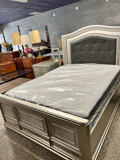 Consignment Shop «Design Furniture Outlet & Consignment», reviews and photos, 1928 Gulf to Bay Blvd, Clearwater, FL 33765, USA