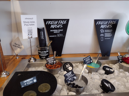 Cosmetics Store «LUSH», reviews and photos, 2905 E Skyline Dr, Tucson, AZ 85718, USA
