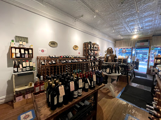 Wine Store «Table Wine», reviews and photos, 79-14 37th Ave, Jackson Heights, NY 11372, USA