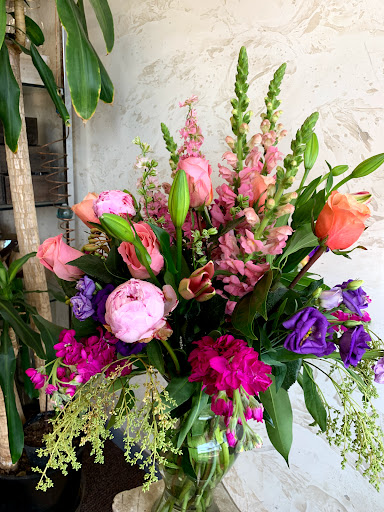 Florist «DTC Custom Floral», reviews and photos, 9555 E Arapahoe Rd # 15, Greenwood Village, CO 80112, USA