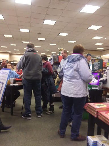 Book Store «Barnes & Noble», reviews and photos, 6134 S Westnedge Ave, Portage, MI 49002, USA