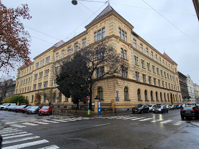 Semmelweis Egyetem Raoul Wallenberg Szakgimnáziuma és Szakközépiskolája