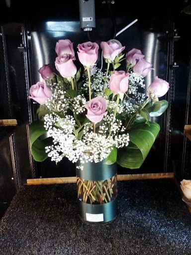 Florist «Showers of Flowers», reviews and photos, 3850 San Pablo Ave # 100, Emeryville, CA 94608, USA