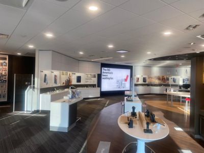 Cell Phone Store «Verizon», reviews and photos, 950 Antelope Dr, Layton, UT 84041, USA