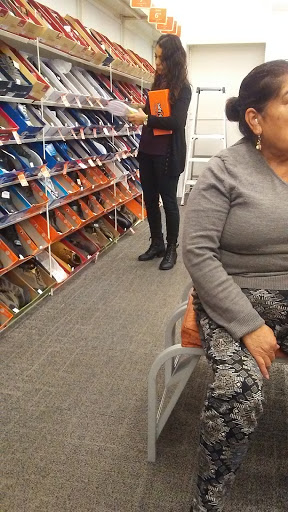 Shoe Store «Payless ShoeSource», reviews and photos, 870 W El Monte Way A, Dinuba, CA 93618, USA