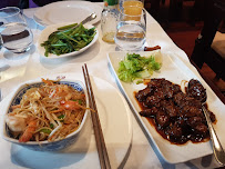 Plats et boissons du Restaurant asiatique Les Fleurs du Cerisier (新桃园） à Roissy-en-France - n°1