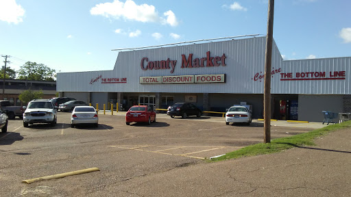 County Market, 2101 Clay St, Vicksburg, MS 39183, USA, 