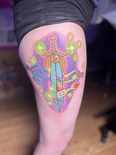 Explore hibiscus flower tattoo ideas, creative tattoo ideas in Bethlehem, available at Soul Glow Electric Ink