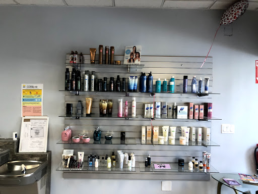 Hair Salon «Bella Donna Hair Salon», reviews and photos, 11925 W Sunrise Blvd, Plantation, FL 33323, USA