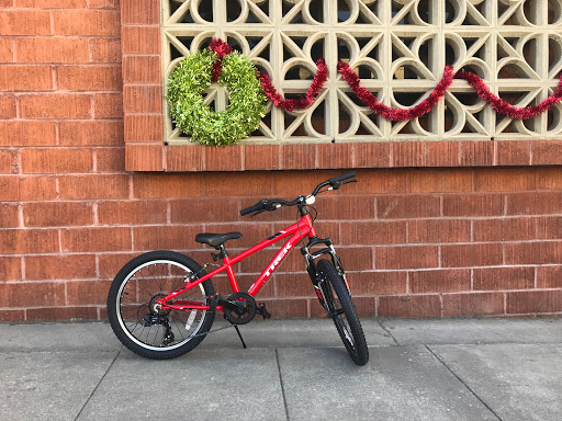 Bicycle Store «Go Green Bicycle Co.», reviews and photos, 118 E Alameda Ave, Burbank, CA 91502, USA
