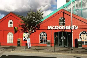 McDonald's Vågen image