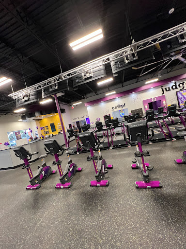 Gym «Planet Fitness - Kissimmee, FL», reviews and photos, 3831 W Vine St, Kissimmee, FL 34741, USA