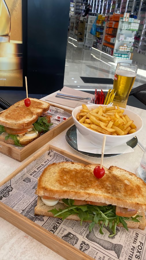 EL DUKE CAFÉ
