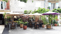 Atmosphère du Restaurant La Plancha Cuisine Au Feu De Bois à Les Salles-sur-Verdon - n°2