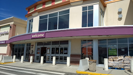 Supermarket «Super Stop & Shop», reviews and photos, 40 Furlong Dr, Revere, MA 02151, USA