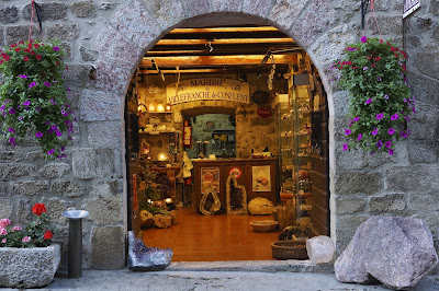 Taillerie de Villefranche - Cognet Jean-Pierre à Villefranche-de-Conflent