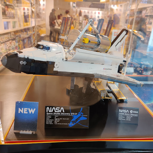 Toy Store «The LEGO Store», reviews and photos, 630 Old Country Road, Garden City, NY 11530, USA