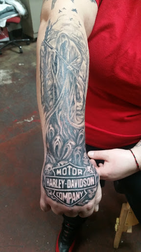 Explore grunge tattoos ideas, creative tattoo ideas in Sandusky, available at True Innovations