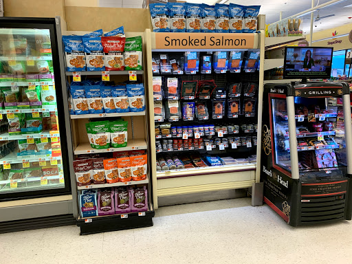 Grocery Store «Stop & Shop», reviews and photos, 250 Bellevue Ave, Newport, RI 02840, USA