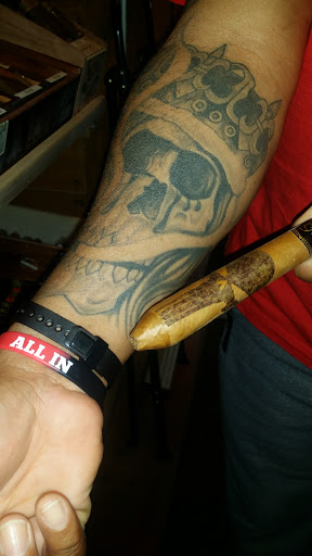 Cigar Shop «2nd Street Cigar Lounge and Gallery», reviews and photos, 124 W 2nd St, Los Angeles, CA 90012, USA